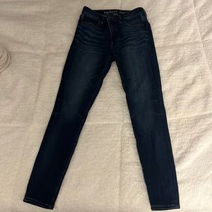 Anerican Eagle the dream jean dark denim size 4